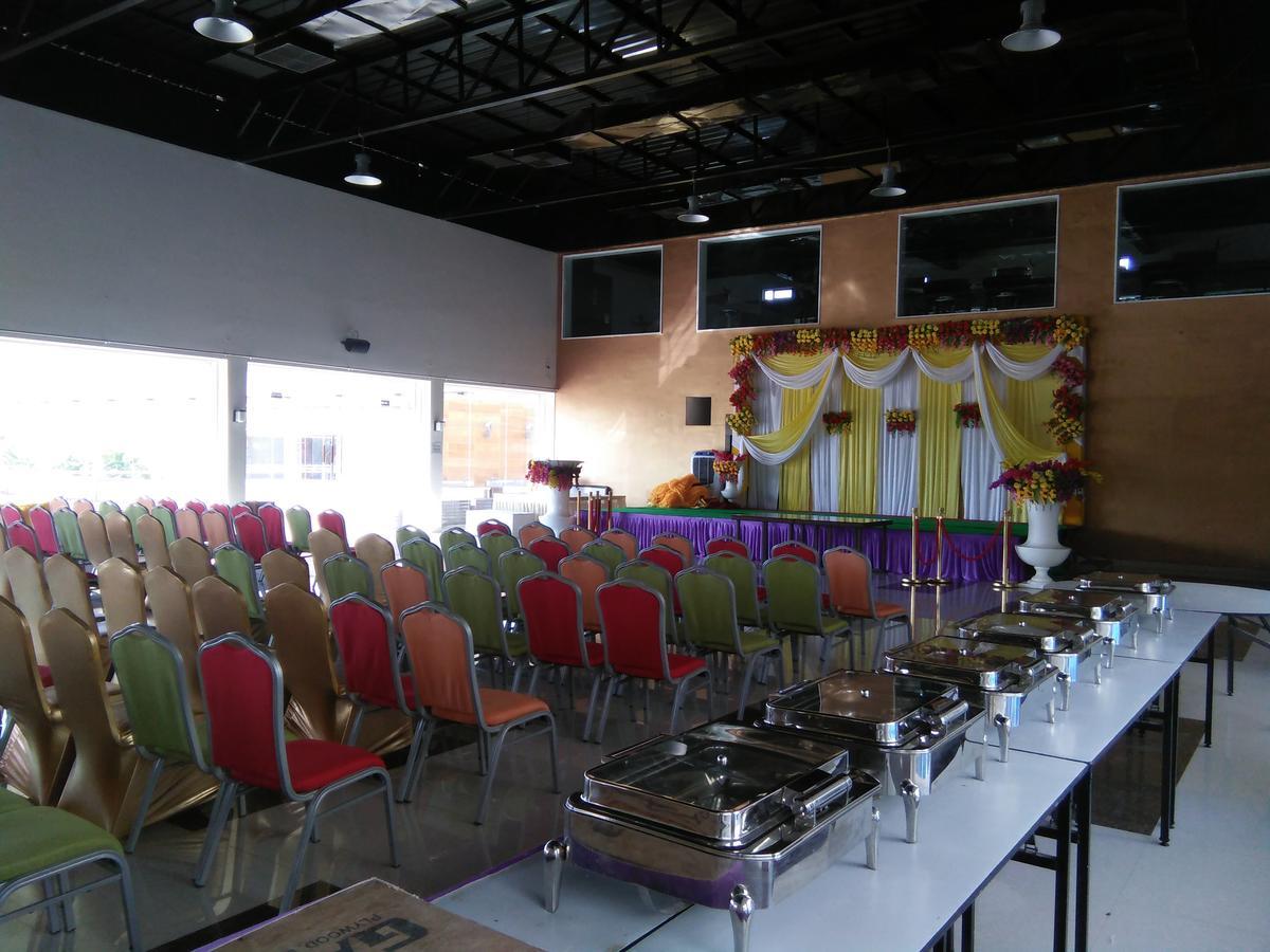 Silver Estate Resort Tikamgarh Exterior foto
